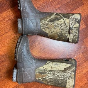 Red head rain boots kids size 3